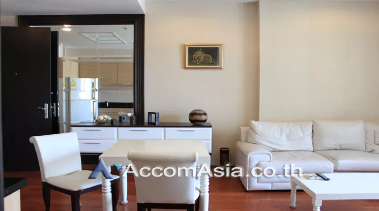  1 Bedroom  Condominium For Rent & Sale in Ploenchit, Bangkok  near BTS Chitlom (AA23393)