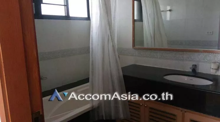 5  2 br Condominium For Sale in Sukhumvit ,Bangkok BTS Nana at Liberty Park 2 AA23474