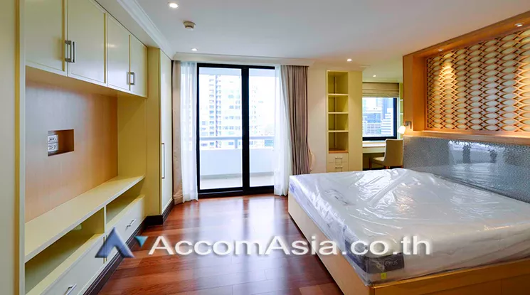 12  3 br Condominium For Rent in Ploenchit ,Bangkok BTS Chitlom at Somkid Gardens AA23522
