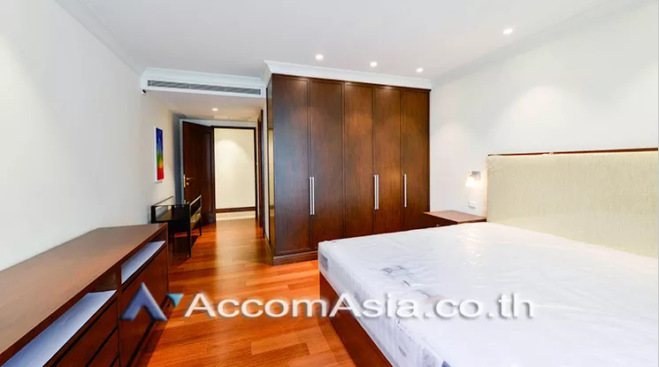 8  3 br Condominium For Rent in Ploenchit ,Bangkok BTS Chitlom at Somkid Gardens AA23522
