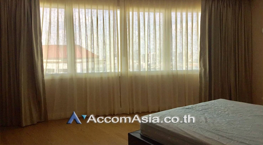 unit 3 Bedrooms  Condominium For Rent in Sukhumvit, Bangkok  near BTS Asok - MRT Sukhumvit (AA23549)