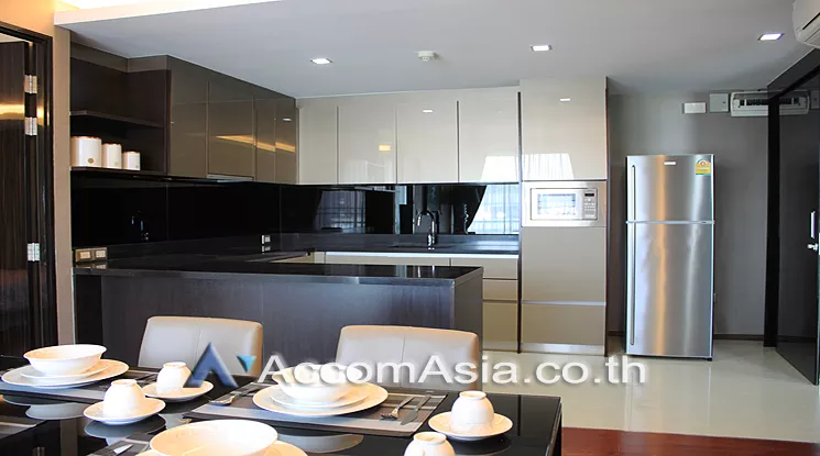 unit 2 Bedrooms  Condominium For Rent in Sukhumvit, Bangkok  near BTS Ekkamai (AA23571)