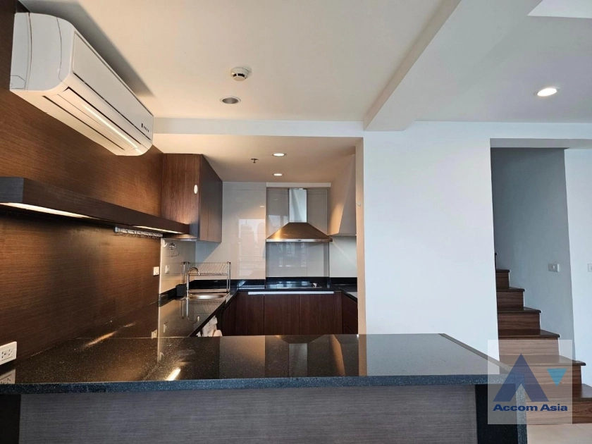 5  2 br Condominium for rent and sale in Ploenchit ,Bangkok BTS Ratchadamri at The Rajdamri AA23573