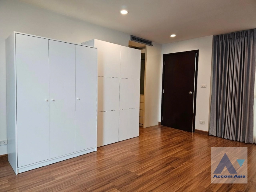 10  2 br Condominium for rent and sale in Ploenchit ,Bangkok BTS Ratchadamri at The Rajdamri AA23573