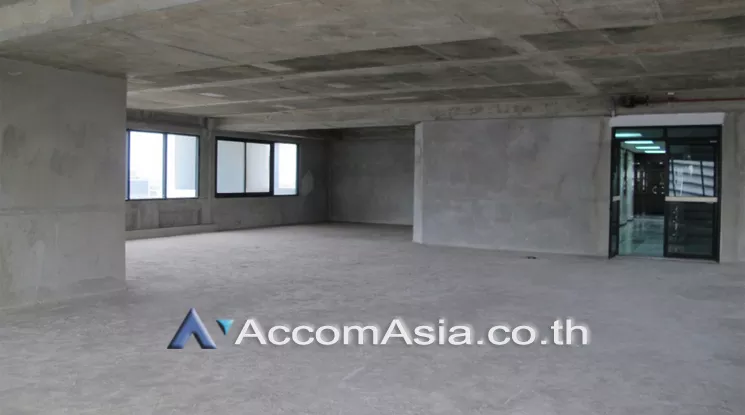  1  Office Space For Rent in Silom ,Bangkok BTS Sala Daeng at Skulthai Surawong AA23701