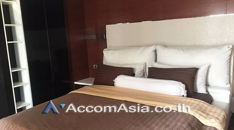 unit 2 Bedrooms  Condominium For Rent in Sukhumvit, Bangkok  near BTS Asok - MRT Sukhumvit (AA23703)
