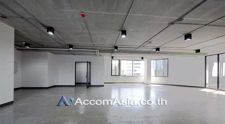  2  Office Space For Rent in Sukhumvit ,Bangkok BTS Thong Lo at 111 We space AA23712