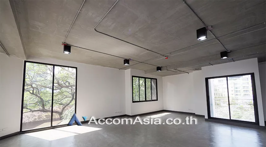  1  Office Space For Rent in Sukhumvit ,Bangkok BTS Thong Lo at 111 We space AA23713