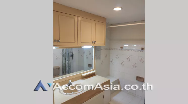 4  3 br Condominium For Rent in Sukhumvit ,Bangkok BTS Ekkamai at Empire House AA23716