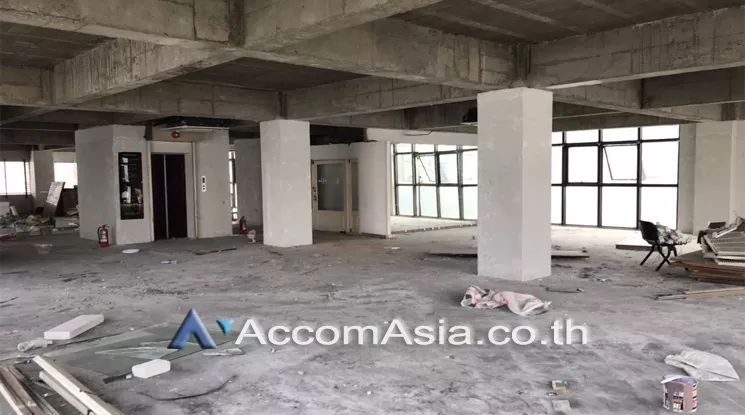 unit Office space For Rent in Sukhumvit, Bangkok  near BTS Phrom Phong (AA23724)