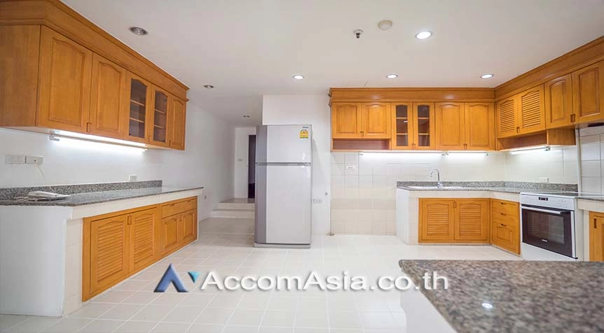 5  5 br Apartment For Rent in Silom ,Bangkok BTS Chong Nonsi at Simply Life AA23731