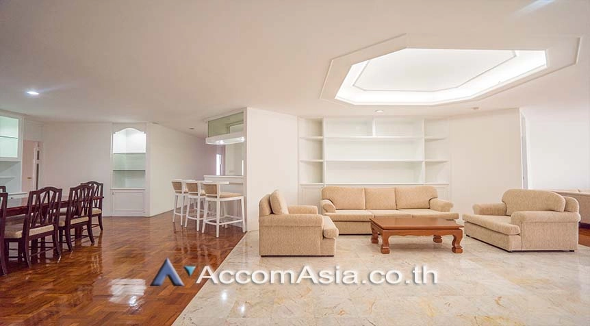Pet friendly |  5 Bedrooms  Apartment For Rent in Silom, Bangkok  near BTS Chong Nonsi (AA23731)