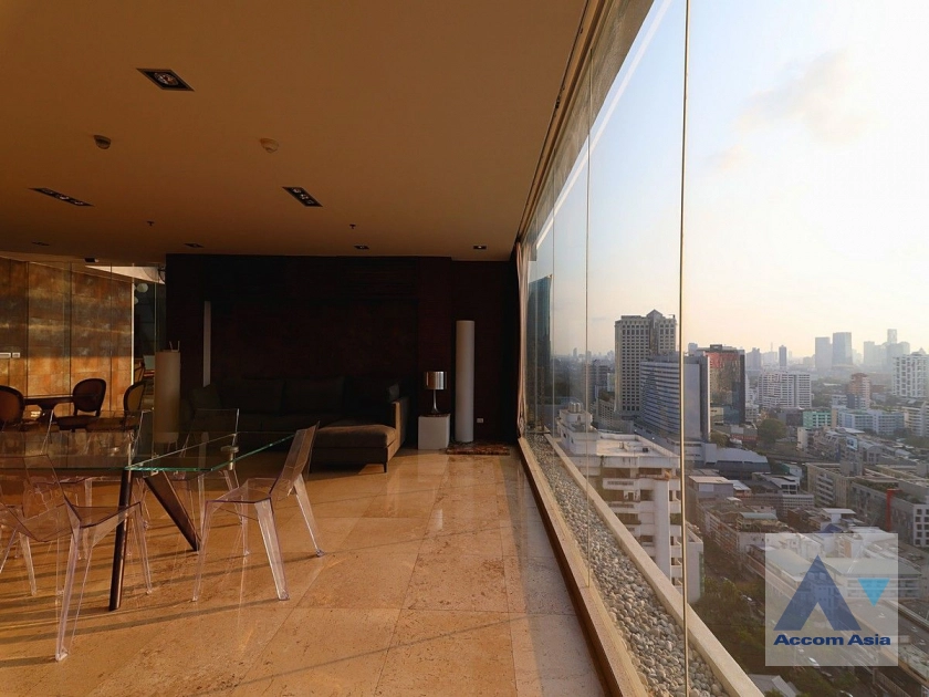 12  4 br Condominium For Sale in Sukhumvit ,Bangkok BTS Asok - MRT Sukhumvit at The Master Centrium Asoke-Sukhumvit AA23834