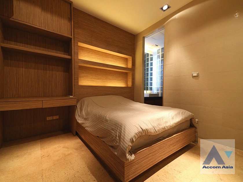 14  4 br Condominium For Sale in Sukhumvit ,Bangkok BTS Asok - MRT Sukhumvit at The Master Centrium Asoke-Sukhumvit AA23834