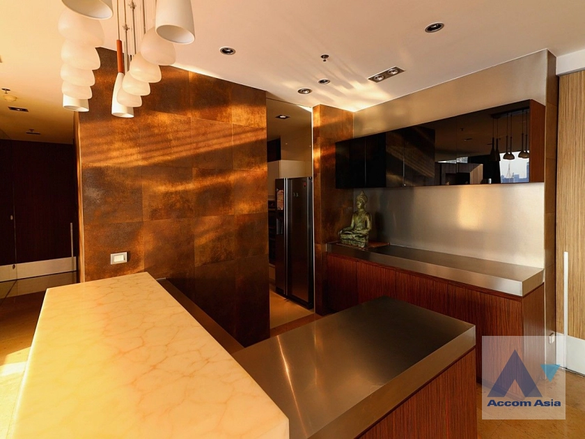 28  4 br Condominium For Sale in Sukhumvit ,Bangkok BTS Asok - MRT Sukhumvit at The Master Centrium Asoke-Sukhumvit AA23834