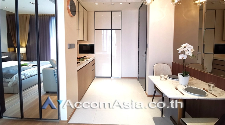 unit 1 Bedroom  Condominium For Sale in Sukhumvit, Bangkok  near BTS Thong Lo (AA23924)