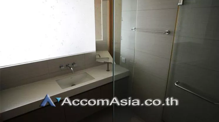 unit 1 Bedroom  Condominium For Sale in Sukhumvit, Bangkok  near BTS Thong Lo (AA23949)