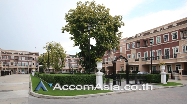  2  4 br Townhouse for rent and sale in Sukhumvit ,Bangkok BTS On Nut at Garden Square Sukhumvit 77 AA23955