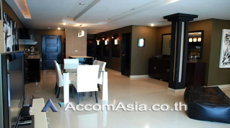 unit 2 Bedrooms  Condominium For Rent in Sukhumvit, Bangkok  near BTS Phrom Phong (AA23961)
