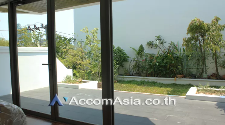 4  3 br Townhouse for rent and sale in Sukhumvit ,Bangkok BTS Thong Lo at Townhouse in Sukhumvit AA23999