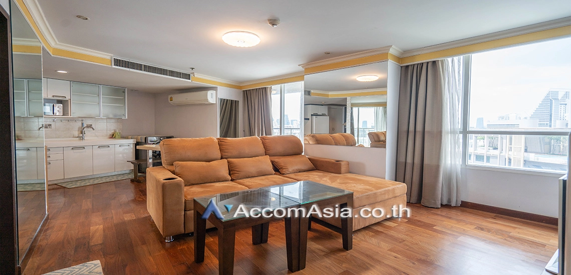 unit 2 Bedrooms  Condominium For Rent in Ploenchit, Bangkok  near BTS Chitlom (23717)