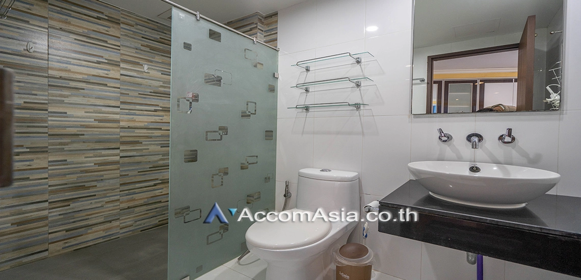 7  2 br Condominium For Rent in Ploenchit ,Bangkok BTS Chitlom at Urbana Langsuan 23717