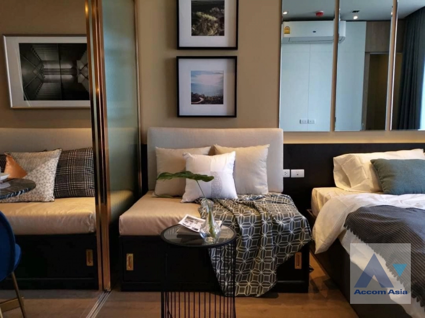 unit 1 Bedroom  Condominium For Rent & Sale in Sukhumvit, Bangkok  near BTS Phrom Phong (AA24055)