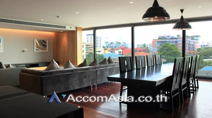 Big Balcony, Pet friendly |  3 Bedrooms  Apartment For Rent in Sukhumvit, Bangkok  near BTS Thong Lo (AA24061)
