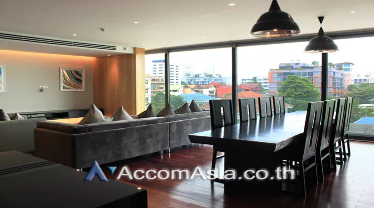 Big Balcony, Pet friendly |  Modern style Apartment  3 Bedroom for Rent BTS Thong Lo in Sukhumvit Bangkok