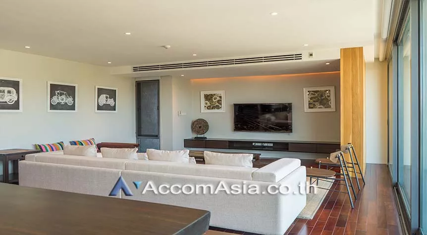 Garden View, A whole floor, Big Balcony, Pet friendly |  3 Bedrooms  Apartment For Rent in Sukhumvit, Bangkok  near BTS Thong Lo (AA24063)
