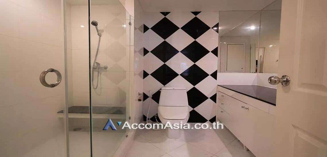 11  3 br Apartment For Rent in Sukhumvit ,Bangkok BTS Asok - MRT Sukhumvit at Easy to access BTS and MRT AA24071