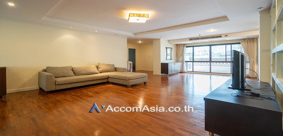 unitPet friendly |  3 Bedrooms  Apartment For Rent in Sukhumvit, Bangkok  near BTS Asok - MRT Sukhumvit (AA24071)