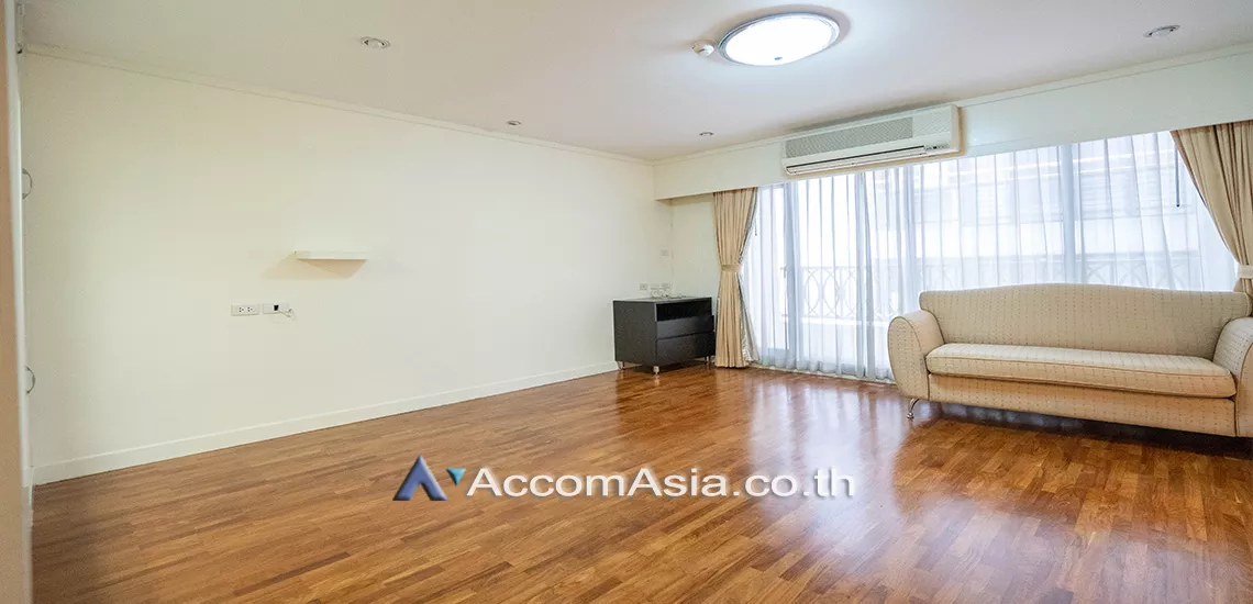 8  3 br Apartment For Rent in Sukhumvit ,Bangkok BTS Asok - MRT Sukhumvit at Easy to access BTS and MRT AA24071