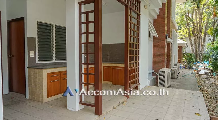 8  4 br House For Rent in Sukhumvit ,Bangkok BTS Thong Lo at Privacy and Peaceful AA24100