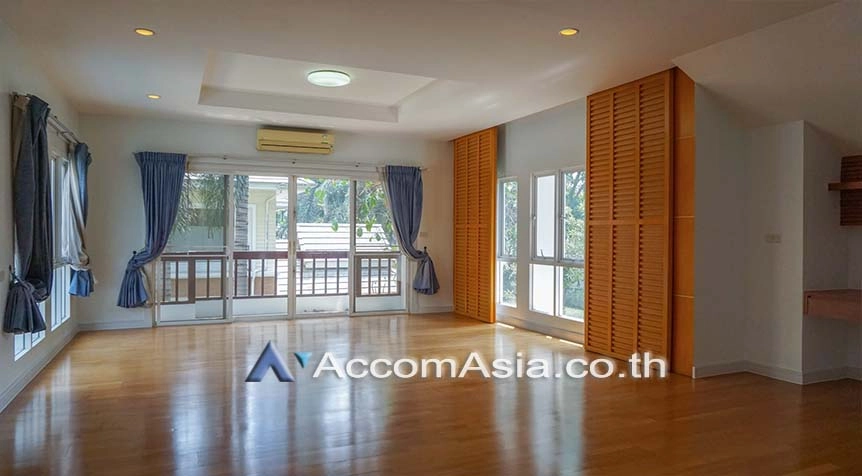 12  4 br House for rent and sale in Sukhumvit ,Bangkok BTS Thong Lo at Privacy and Peaceful AA24100