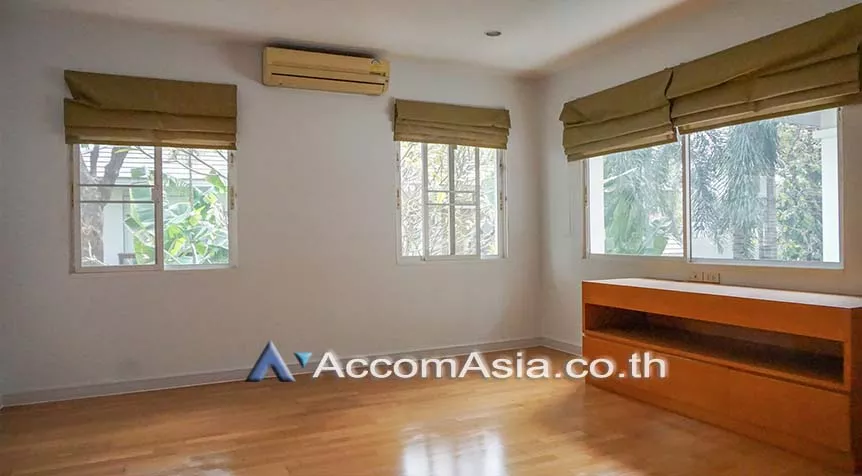 18  4 br House For Rent in Sukhumvit ,Bangkok BTS Thong Lo at Privacy and Peaceful AA24100