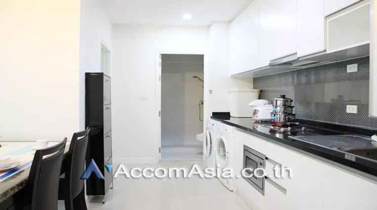 unit 2 Bedrooms  Apartment For Rent in Sukhumvit, Bangkok  near BTS Phrom Phong (AA24124)