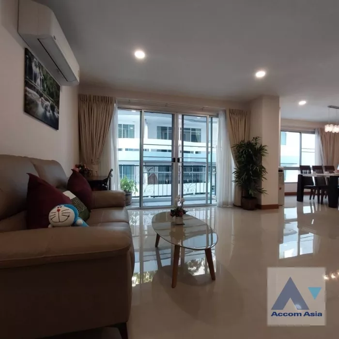  1  3 br Apartment For Rent in Sukhumvit ,Bangkok BTS Phrom Phong at Perfect Location Apartment in the heart of Phrom Phong AA24126