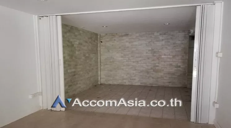  1  3 br Townhouse For Rent in sukhumvit ,Bangkok BTS Phrom Phong AA24129
