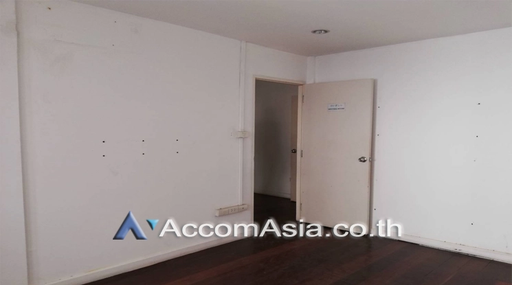 7  3 br Townhouse For Rent in Sukhumvit ,Bangkok BTS Phrom Phong AA24129