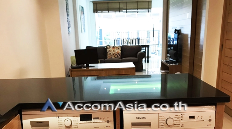 5  6 br Townhouse for rent and sale in Sukhumvit ,Bangkok BTS Nana AA24134