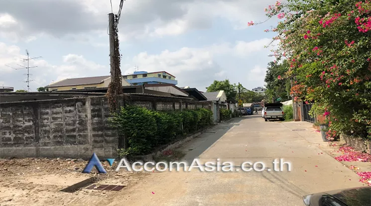  Land For Sale in Sukhumvit, Bangkok  near BTS Phra khanong (AA24139)
