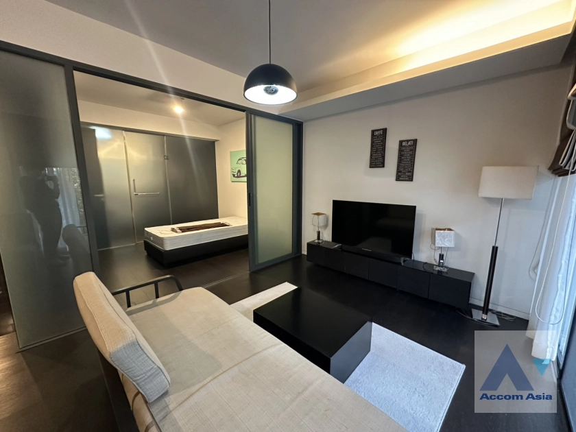 unit 2 Bedrooms  Condominium For Rent & Sale in Sukhumvit, Bangkok  near BTS Phrom Phong (AA24145)