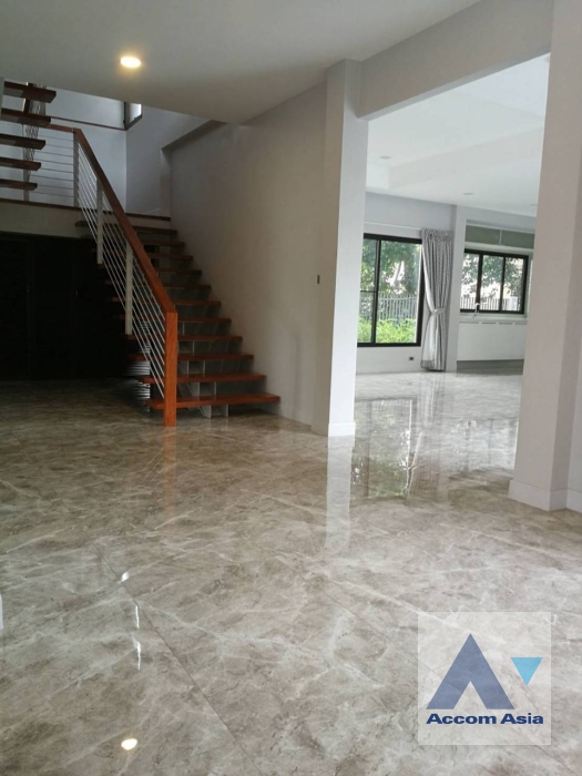 10  4 br House For Rent in Sukhumvit ,Bangkok BTS Phrom Phong AA24155