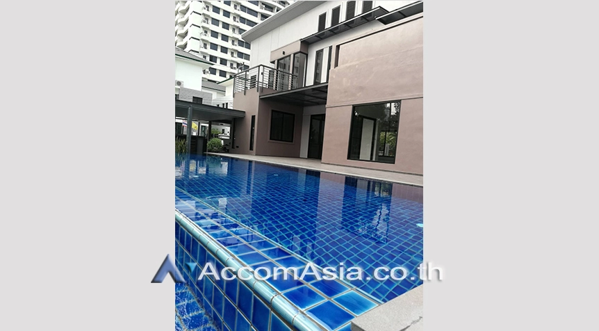 unitPrivate Swimming Pool |  4 Bedrooms  House For Rent in Sukhumvit, Bangkok  near BTS Phrom Phong (AA24156)