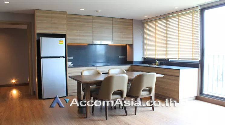 Pet friendly |  2 Bedrooms  Apartment For Rent in Sukhumvit, Bangkok  near BTS Ekkamai (AA24171)