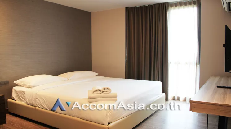 unitPet friendly |  2 Bedrooms  Apartment For Rent in Sukhumvit, Bangkok  near BTS Ekkamai (AA24171)