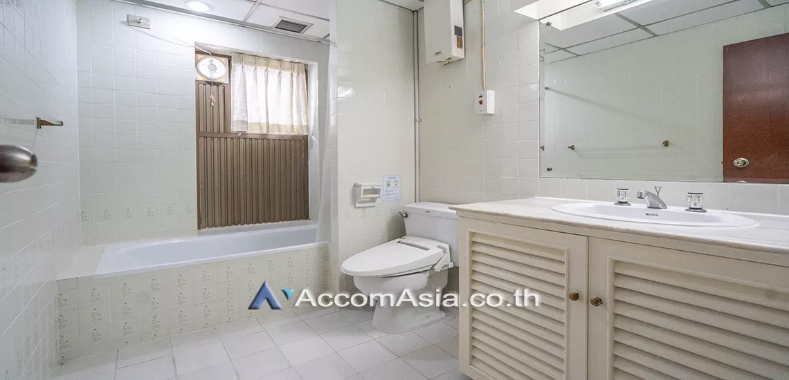 8  3 br Apartment for rent and sale in Sukhumvit ,Bangkok BTS Phrom Phong at Suite For Family AA24172