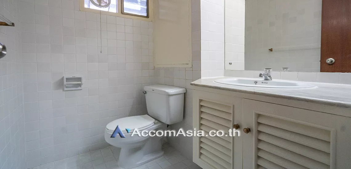 9  3 br Apartment For Rent in Sukhumvit ,Bangkok BTS Phrom Phong at Suite For Family AA24172