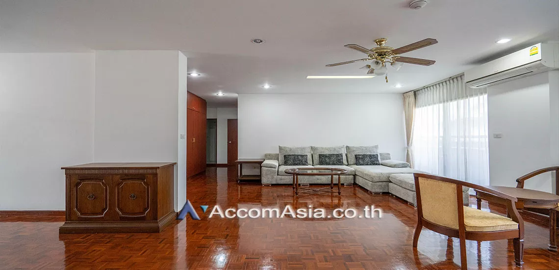  2  3 br Apartment For Rent in Sukhumvit ,Bangkok BTS Phrom Phong at Suite For Family AA24172